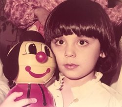 هدیه ای که «مارال فرجاد» در 3 سالگی گرفت + عکس