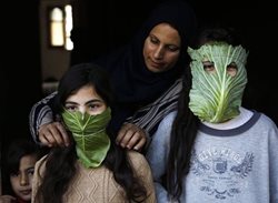 ماسکی خاص در نوار غزه + عکس