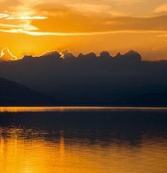 دریاچه ارومیه هر روز بهتر از دیروز + تصاویر