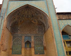 مسجد آقا باباخان در شیراز + تصاویر