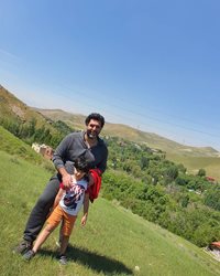 کوهنوردی کارگردان «چهار راه استانبول» با پسرش + تصویر