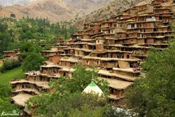 روستای سرآقاسید روستایی در قلب کوه های زاگرس