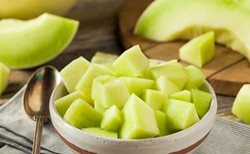 درمان سنگ کلیه و بوی دهان با میوه های تابستانی