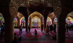 گزارش تصویری گاردین از اماکن مقدس تاریخی در ایران