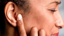ویروس کرونا می تواند از راه گوش وارد بدن شود؟