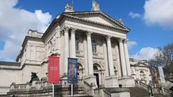 تعدیل تعدادی از کارکنان موزه تیت و نگارخانه لندن به خاطر کرونا