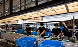 کارخانه تولید کارت های اعتباری در کره جنوبی + عکسها