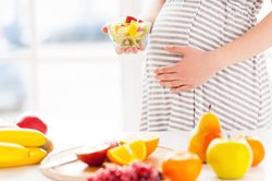 بهترین خوراکی ها برای بیماران کرونایی در دوران بارداری و شیردهی