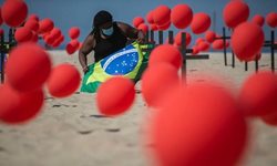 ادای احترام به قربانیان کرونا در برزیل + تصاویر