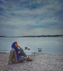 حال خوش بازیگر زمین گرم در دریاچه چیتگر + عکس