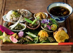 با شماری از معروف ترین غذاهای اوکیناوا آشنا شویم