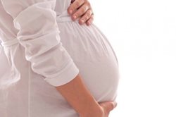 تهدیدات کووید 19 برای مادران باردار