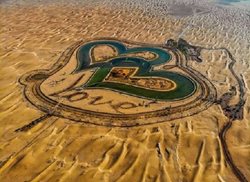 تصاویری جالب از دریاچه مصنوعی عشق در دبی