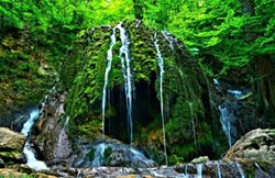 آبشار اسپه او نکا؛ دیدنی حیرت آور در شمال کشور