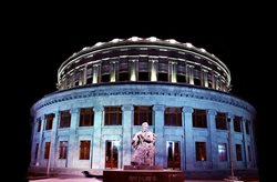 تالار اپرای ایروان؛ شاهکاری بی بدیل در بطن ارمنستان