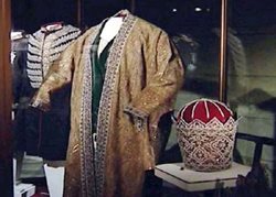 لباسهای امیرکبیر در موزه ملی جواهرات + عکس