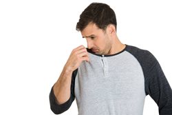 تاثیر رژیم غذایی روی بوی بدن