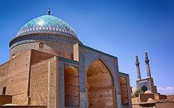 بقعه سید رکن الدین یزد؛ بنایی که هنر کاشیکاری را نمایش می دهد