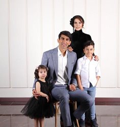 علیرضا بیرانوند در کنار همسر و فرزندانش + عکس