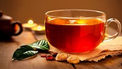 با مزایای نوشیدن 5 لیوان چای برای سالمندان آشنا شوید