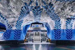 بزرگترین دیوارهای هنری دنیا در متروی استکهلم + عکسها