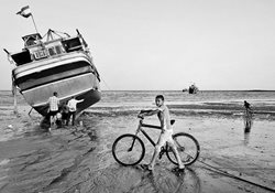 لب ساحل در بندرعباس + عکس