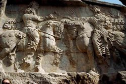 نقش رجب در فارس؛ نشانه ای از صلابت پادشاهان ساسانی