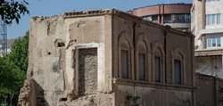 تخریب خانه تاریخی حاج باشی در اراک + عکسها