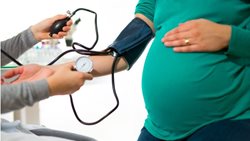 مراقب فشار خونتان در دوران بارداری باشید