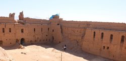بررسی روند اجرای طرح مرمت در قلعه ساسانی شاهدیه