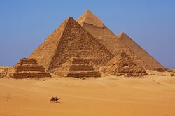 گردشگران بار دیگر برای بازدید از مقاصد دیدنی به مصر بازگشته اند