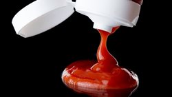 6 بیماری که با مصرف سس گوجه فرنگی بروز می کنند