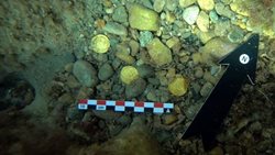 یکی از بزرگترین مجموعه سکه های رومی اروپا در اعماق دریا کشف شد
