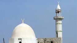 مسجد و مقبره شیخ برخ قدیمی ترین بنای دوره اسلامی در قشم است