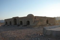 کاروانسرای جیحون یادگار معماری ایران در هرمزگان است