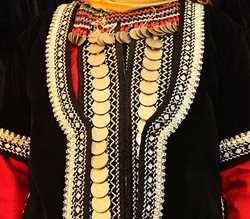 پوشاک سنتی بانوان قوم کتول هویتی ماندگار و ارزشمند است