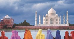 تبلیغ تور هند در بی خبری مسافران از محدودیت های امیکرون