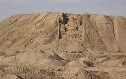 تپه باستانی آوه بقایای شهر کهن اباکینه است