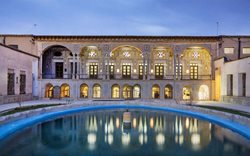 خانه ستوده چالشتری یکی از زیباترین بناهای تاریخی شهرکرد است