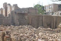 طرح هایی که موجب تخریب بناهای قدیمی و تاریخی عودلاجان شده اند
