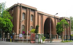 موزه ملی ایران روز 13 فروردین تعطیل است