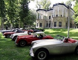 موزه خودروهای اختصاصی کاخ نیاوران یکی از دیدنی های تهران به شمار می رود