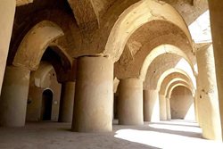 مسجد جامع فهرج تنها مسجد باقی مانده از قرن اول هجری در ایران است