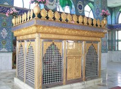 امامزاده عبدالمطلب یکی از جاذبه های مذهبی استان اصفهان است