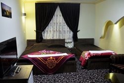 هتل امام رضا یکی از معروف ترین هتل های خمین به شمار می رود