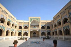 مدرسه میرزا جعفر یکی از مدرسه های تاریخی مشهد به شمار می رود