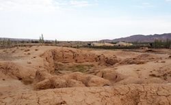 تپه باستانی سنگ چخماق یکی از جاذبه های دیدنی استان سمنان است