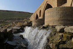 پل قیزلار یکی از پلهای تاریخی آذربایجان شرقی است