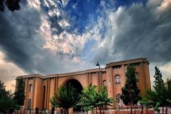 موزه ملی ایران دوم شهریور تا ساعت 15 باز است
