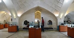 پیشرفت 70 درصدی پروژه مرمت و ایزولاسیون سقف حمام تاریخی آقانقی ظهیرالاسلام